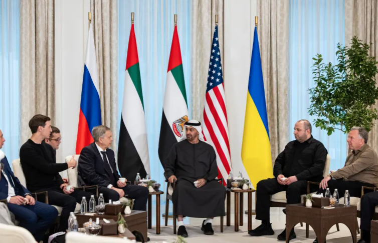 Ukrainian and Russian Delegations Begin Second Rou