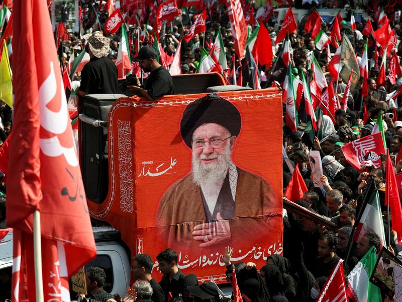 Millions Flood Holy City of Qom for Slain Supreme 