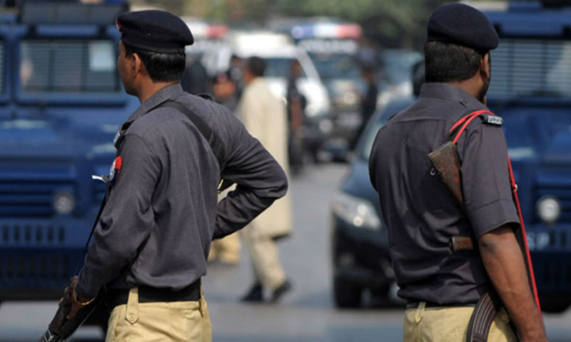 Robbers Target Police Trainees in Larkana, 21 Personnel Robbed