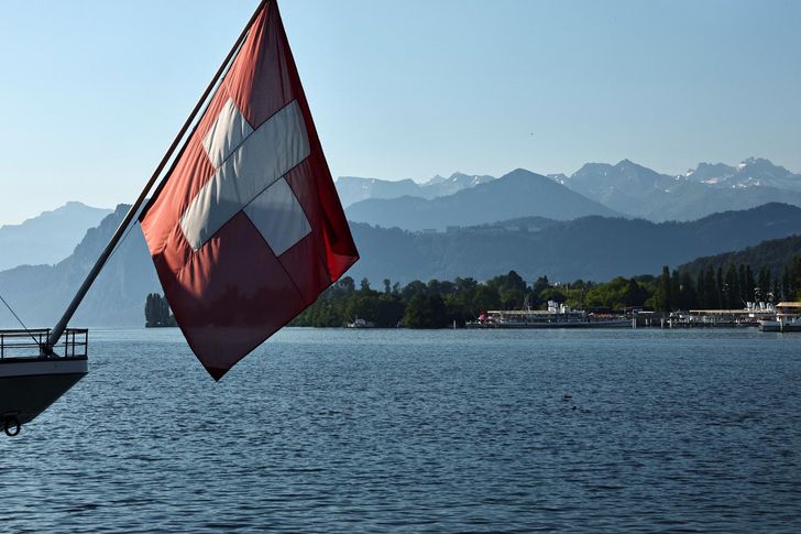 Bürgenstock Summit Abruptly Called Off: U.S.-Iran Swiss Peace Talks Collapse After Vice President Vance Cancels Departure