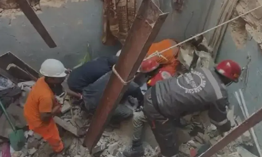 Karachi Builder Arrested After Gas Explosion Kills 15 in Soldier Bazaar Building Collapse