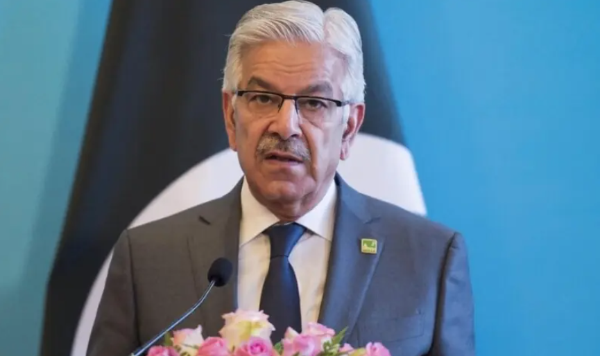 Defense Minister Khawaja Asif Warns Pakistan May Launch Operations if Kabul Fails to Curb Terrorism