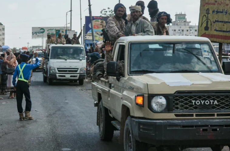 Clash in Aden: Yemeni Forces Kill 1, Injure 11 as STC Protesters Storm Presidential Palace Gate