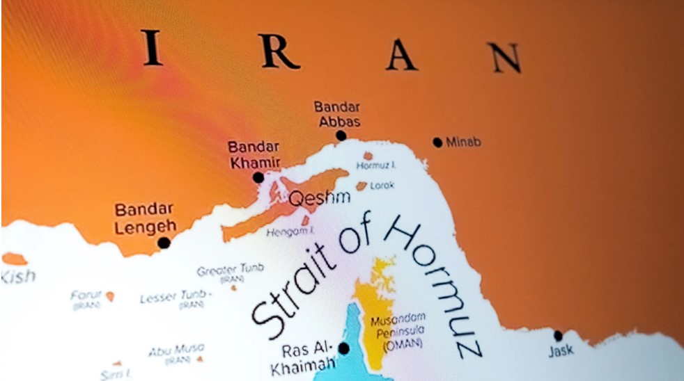 Hormuz Blockade Breaks: Supertankers Exit Critical