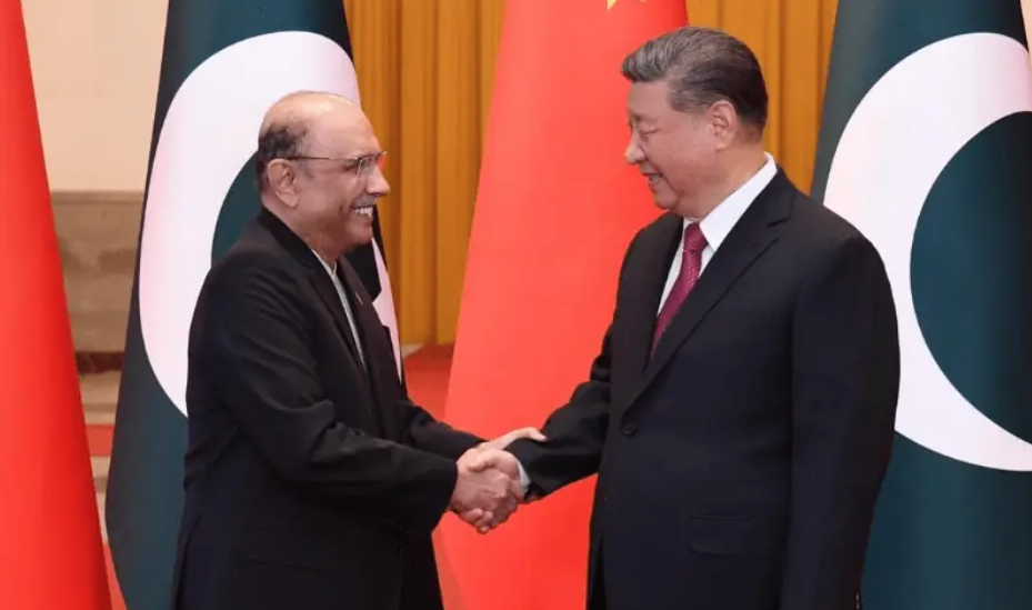 Xi Jinping Reaffirms Strong China-Pakistan Ties in