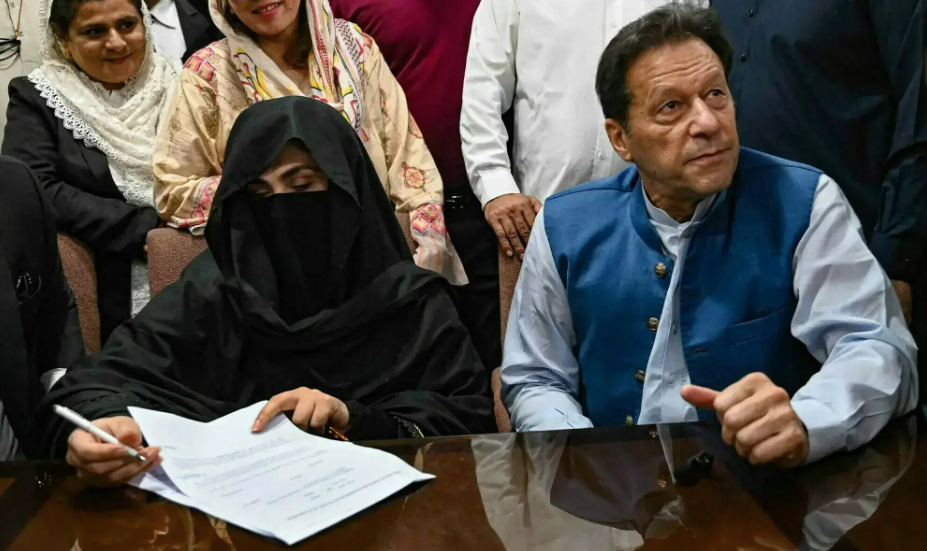 IHC Adjourns Imran Khan, Bushra Bibi Sentence Susp